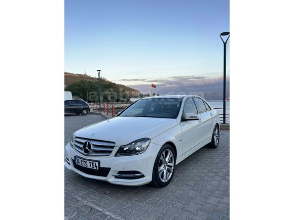 Sahibinden Mercedes - Benz C 180 Avantgarde 2011 Model  204.000 km Beyaz