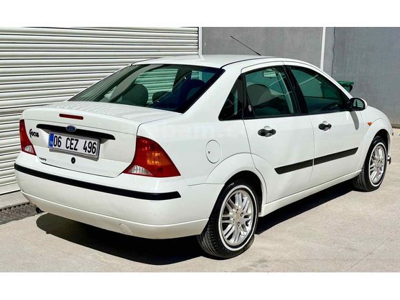 Galeriden Ford Focus 1.6 Comfort 2004 Model Ankara
