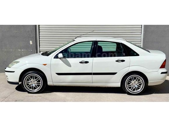 Galeriden Ford Focus 1.6 Comfort 2004 Model Ankara