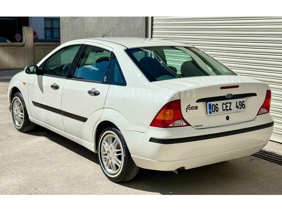 Galeriden Ford Focus 1.6 Comfort 2004 Model Ankara