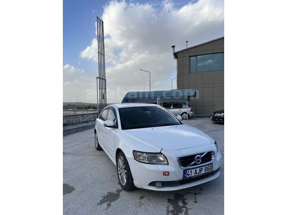 Sahibinden Volvo S40 1.6 D 2010 Model 