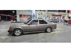 Sahibinden Mercedes - Benz 200 E 1988 Model  379.000 km Kahverengi