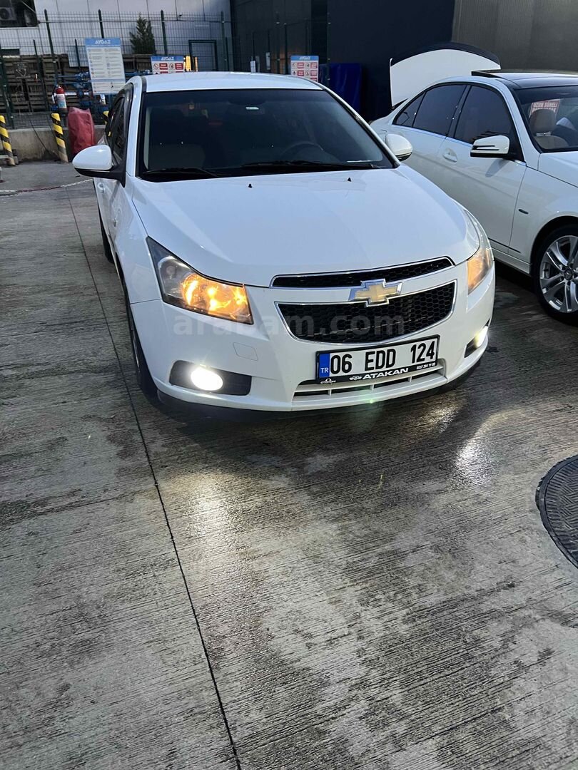 Sahibinden Chevrolet Cruze 1.6 LS 2010 Model Ankara 210.000 km Beyaz 1