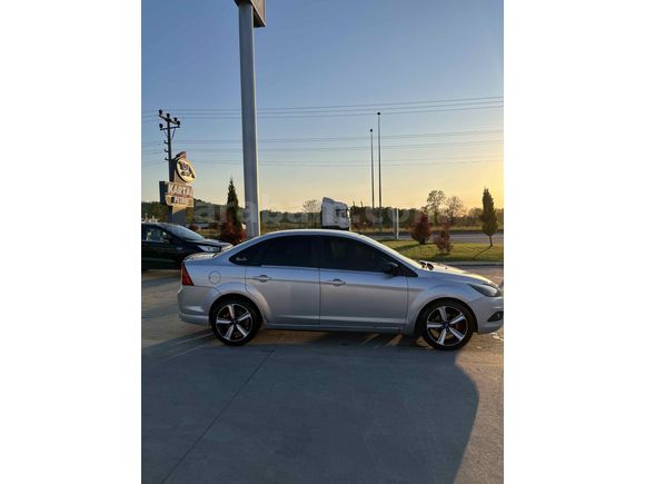 Sahibinden Ford Focus 1.6 TDCi Titanium 2010 Model 