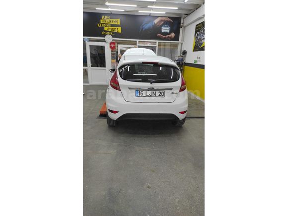 Sahibinden Ford Fiesta 1.4 TDCi Trend 2012 Model