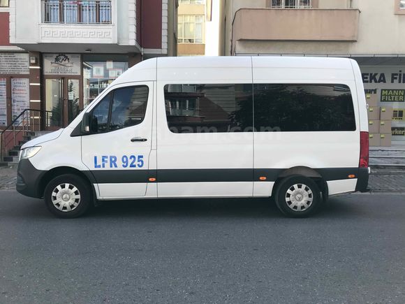 Sahibinden 2021 Mercedes Sprinter 15+1 kısa şase 
