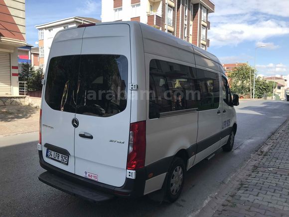 Sahibinden 2021 Mercedes Sprinter 15+1 kısa şase 