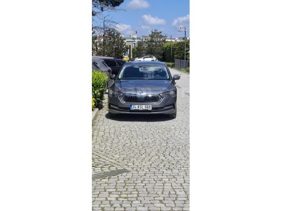 Skoda Octavia 1.0 e-Tec Elite 2024 garantili bütün ağır bakımları yapılmış..triger,kavrama,volan,direksiyon pompası, akü,motor kulakları yetkili serv