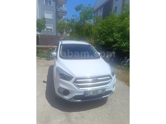 Sahibinden Ford Kuga 1.5 TDCi Titanium 2019 Model  90.000 km Beyaz
