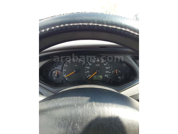 Sahibinden Ford Focus 1.6 Ambiente 2001 Model