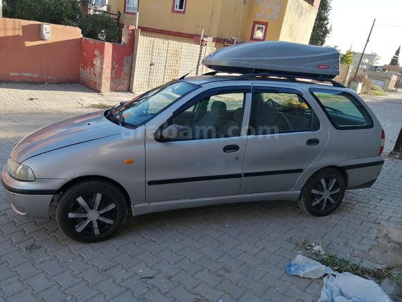 Memurdan bakımlı, motoru yeni yapılı, içi-dışı temiz araba