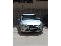 Sahibinden Ford Focus-degisen yok-tramer yok- boya sadece çamurluk - bakımlı