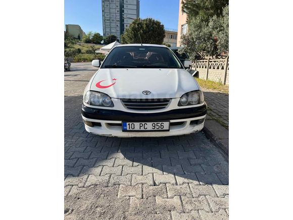Sahibinden Toyota Avensis 2.0 Liftback 1999 Model 