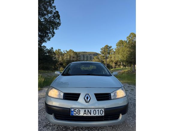 Renault Megane 1.6 Authentique 2004 Model