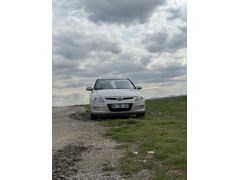 Sahibinden Hyundai i30 1.6 CRDi Style Plus 2008 Model  250.000 km Gri (Gümüş)