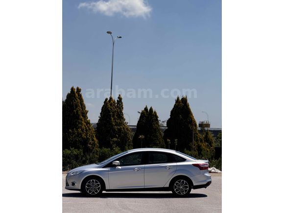 Sahibinden Ford Focus 1.6 TDCi Trend 2013 Model 