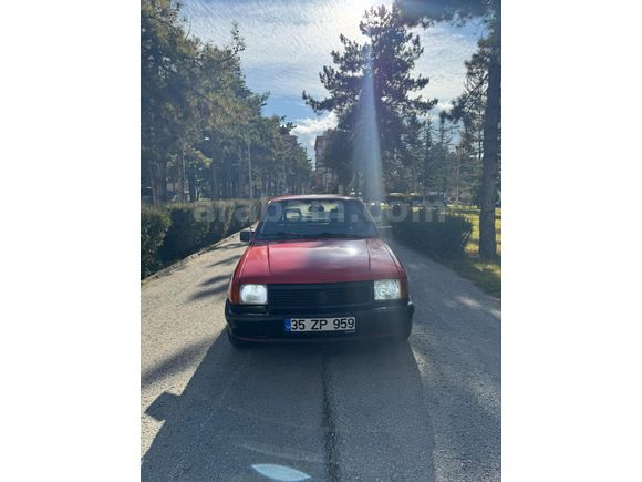 Sahibinden Opel Corsa 1.4 Swing 1990 Model