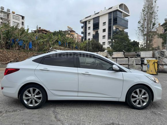Sahibinden Hyundai Accent Blue 1.6 CRDI Mode Plus 2018 Model 