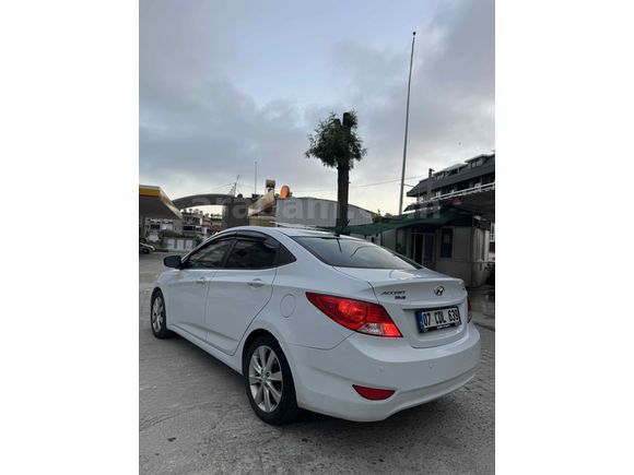 Sahibinden Hyundai Accent Blue 1.6 CRDI Mode Plus 2018 Model 