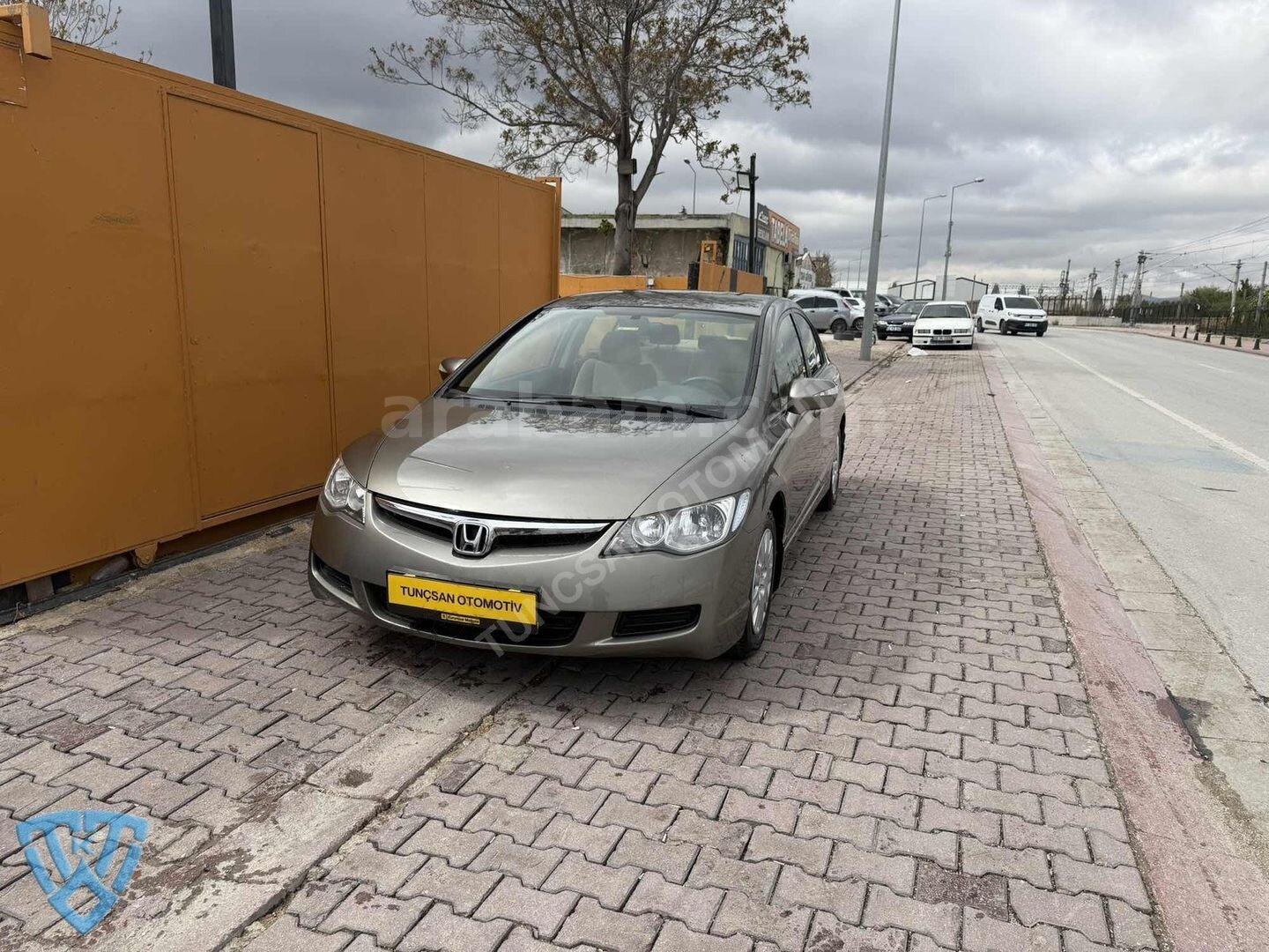 Galeriden Honda Civic 1.6i VTEC Dream 2007 Model Konya 39.950 km Gri 4