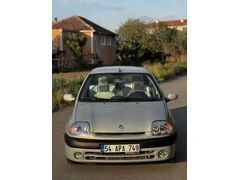Sahibinden Renault Clio 1.6 RXT 2000 Model 