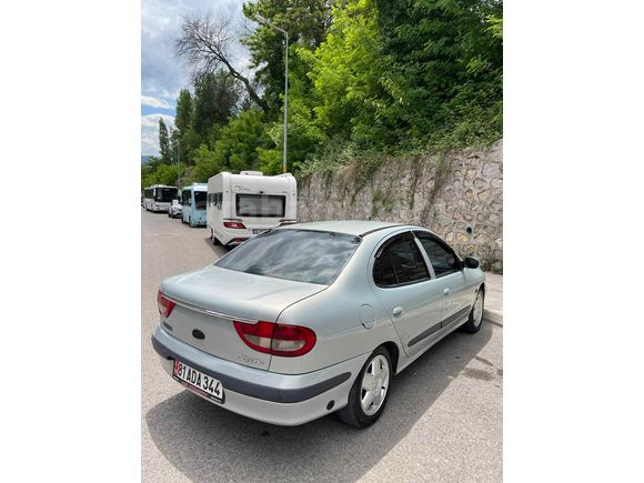 Galeriden Renault Megane 1.6 RXi 2002 Model Karabük