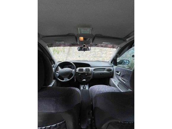 Galeriden Renault Megane 1.6 RXi 2002 Model Karabük