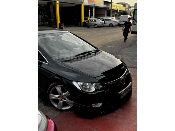 Sahibinden Honda Civic 1.6i VTEC Dream 2009 Model 