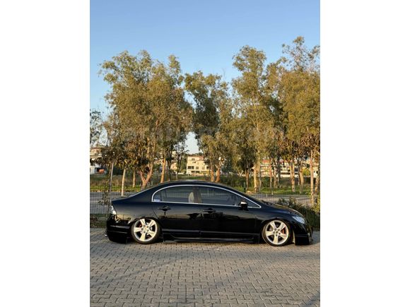 Sahibinden Honda Civic 1.6i VTEC Dream 2009 Model 