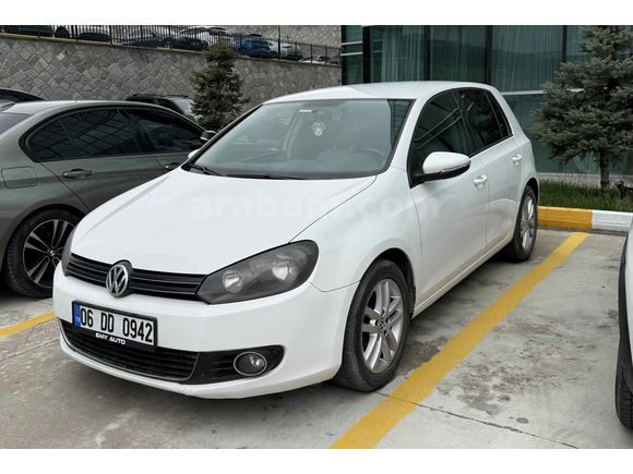 Sahibinden Volkswagen Golf 1.6 TDi Comfortline 2011 Model  300.500 km Beyaz