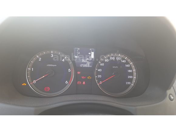 Sahibinden Hyundai Accent Blue 1.6 CRDI Mode Plus 2015 Model 
