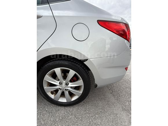 Sahibinden Hyundai Accent Blue 1.6 CRDI Mode Plus 2015 Model 