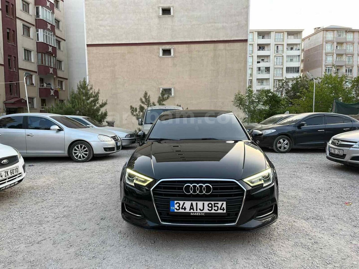 Sahibinden Audi A3 Sedan 1.6 TDI Design Line 2017 Model İstanbul 201.000 km Siyah 2