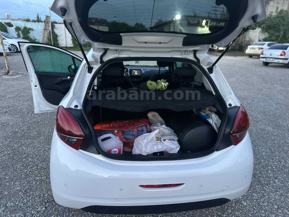 Sahibinden Peugeot 208 1.2 PureTech Active 2015 Model 