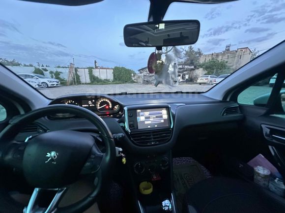 Sahibinden Peugeot 208 1.2 PureTech Active 2015 Model 