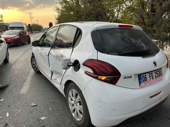 Sahibinden Peugeot 208 1.2 PureTech Active 2015 Model 