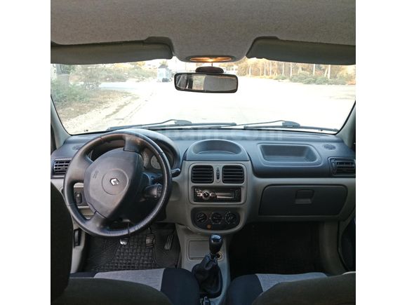 ACiL Sahibinden Renault Clio 1.4 Authentique 2005 Model