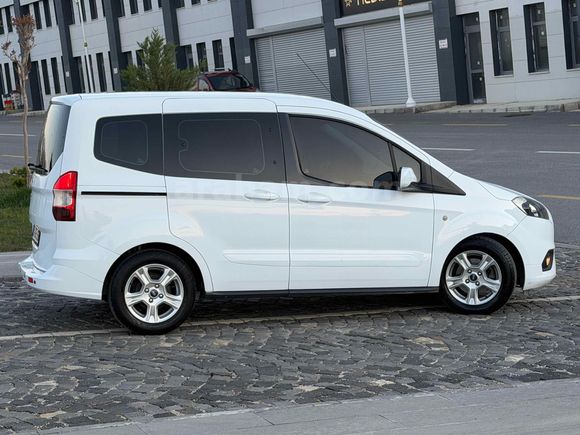Galeriden Ford Transit Courier 1.5 TDCi Deluxe 2020 Model Malatya