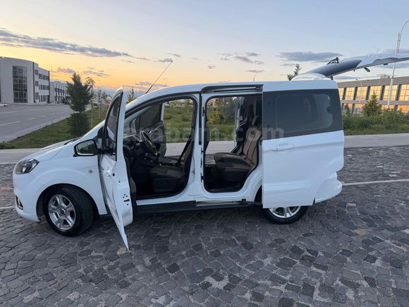 Galeriden Ford Transit Courier 1.5 TDCi Deluxe 2020 Model Malatya