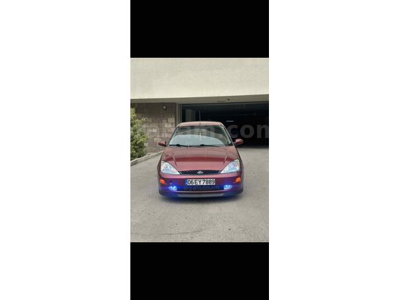 Sahibinden Ford Focus 1.6 Ghia 2000 Model 