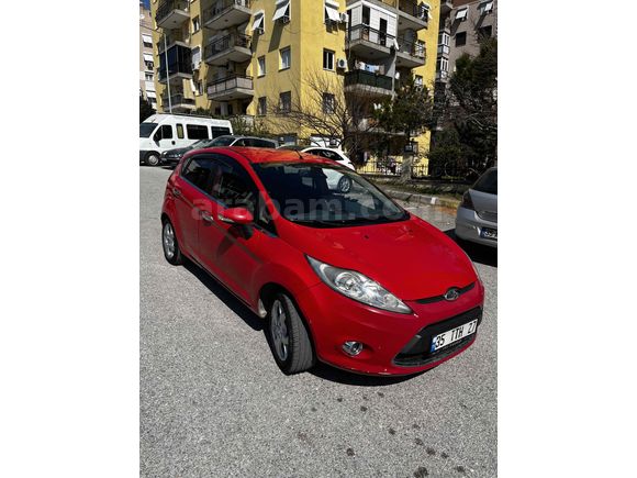 Sahibinden Ford Fiesta 1.4 TDCi Titanium 2010 Model İzmir 199.000 km Kırmızı