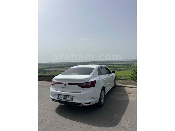 Sahibinden Renault Megane 1.3 TCe Joy 2022 Model 