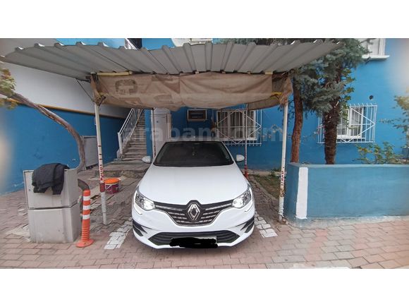 Sahibinden Renault Megane 1.3 TCe Joy 2022 Model Kocaeli 66000 km Beyaz