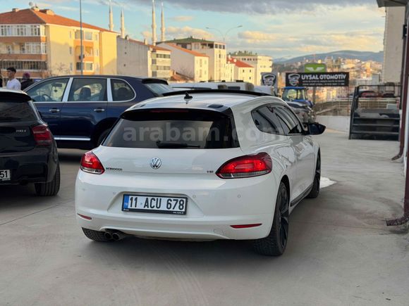  Volkswagen Scirocco 1.4 TSi Sportline 2011 Model 