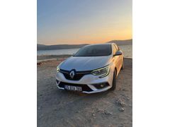 Sahibinden Renault Megane 1.5 Blue DCI Touch 2020 Model  154.000 km Gri