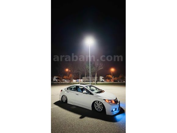 Sahibinden Honda Civic 1.6i VTEC Eco Elegance 2014 Model 