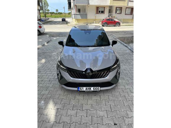 Sahibinden Renault Clio 1.0 TCe Techno Esprit Alpine 2024 Model 