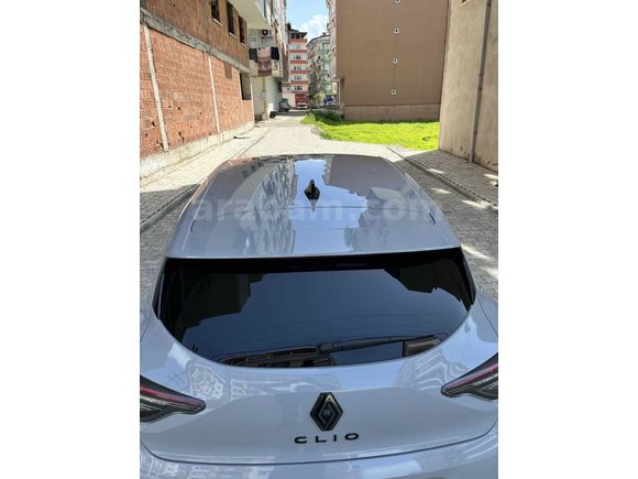 Sahibinden Renault Clio 1.0 TCe Techno Esprit Alpine 2024 Model 