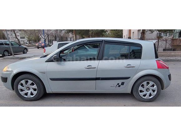 Sahibinden Renault Megane 1.6 Authentique 2005 Model