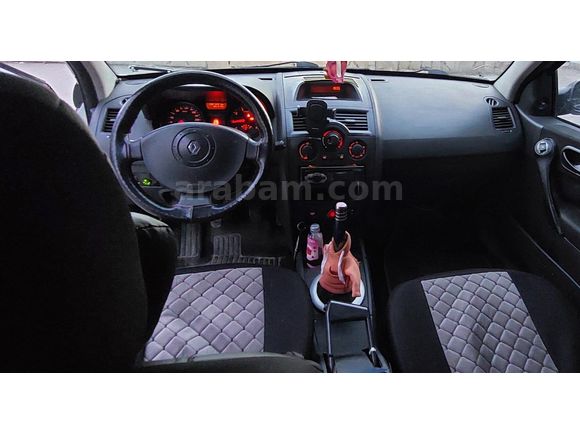 Sahibinden Renault Megane 1.6 Authentique 2005 Model